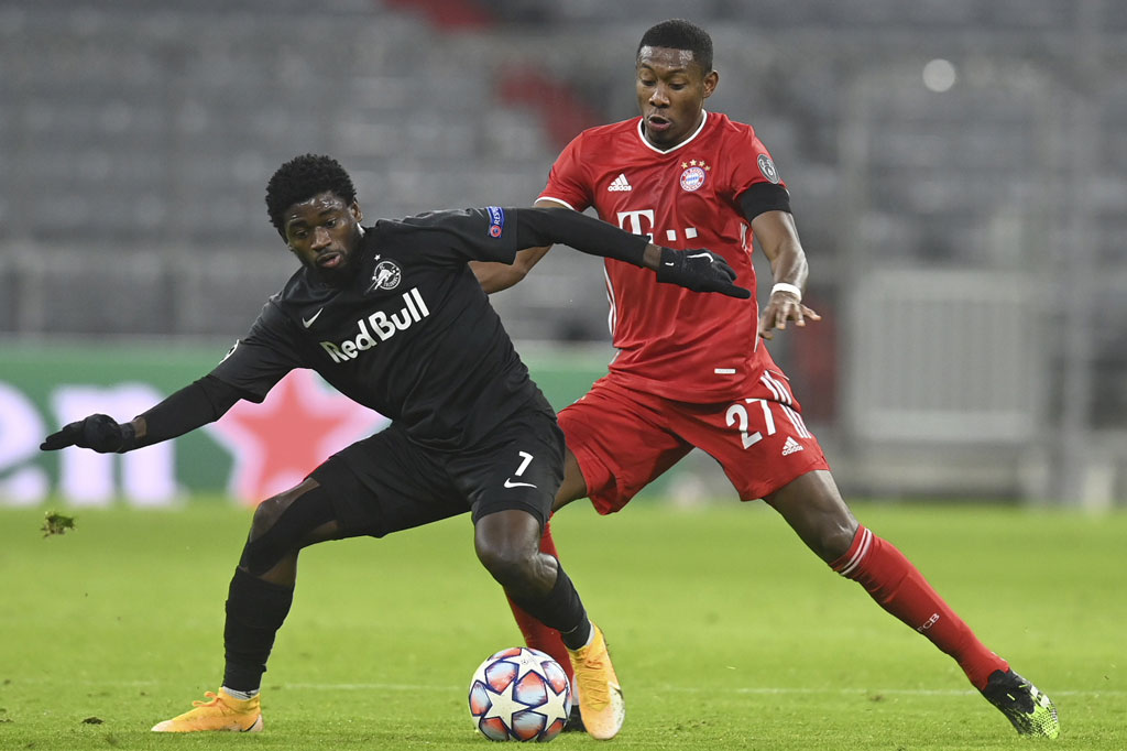 Berlaga di kandang sendiri, Bayern sempat direpotkan permainan menekan Salzburg. Beberapa peluang didapat pemain tim tamu, dan beruntung Die Roten tidak kebobolan lebih dahulu.