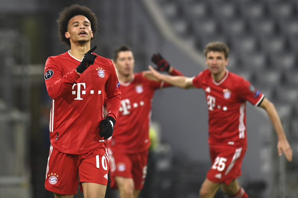 Die Roten berhasil menambah pada menit ke-68. Sundulan Leroy Sane menyambut umpan silang Gnabry berhasil menjebol gawang Stankovic untuk ketiga kalinya. Salzburg kemudian mengemas gol hiburan pada menit ke-73 lewat Berisha. 