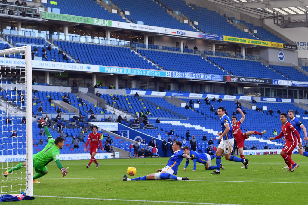 Kedua tim bermain imbang tanpa gol di sepanjang babak pertama, kemudian the Reds membuka skor melalui Diogo Jota. AFP Photo/Mike Hewitt