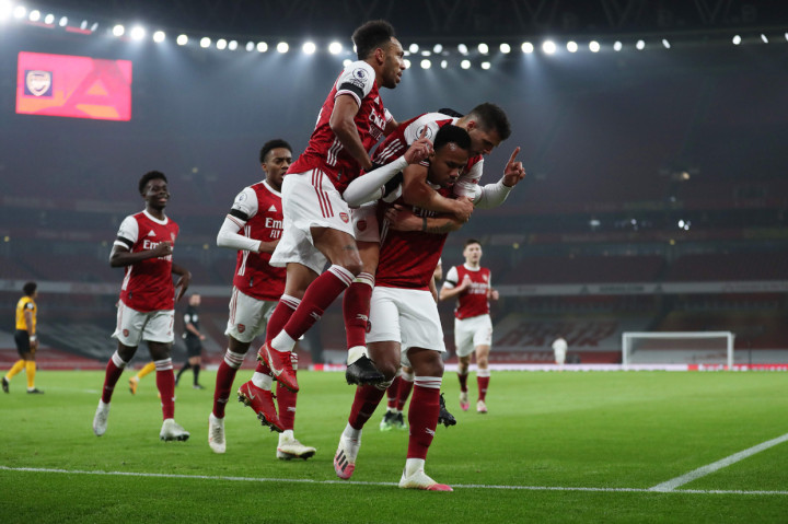 Gabriel melakukan selebrasi usai mencetak gol ke gawang Wolverhampton. AFP Photo/Catherine Ivill