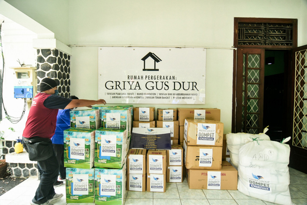 Penyerahan donasi tersebut ditujukan pada jaringan Gusdurian yang ada di Yogyakarta, Jawa Tengah dan sekitarnya. 