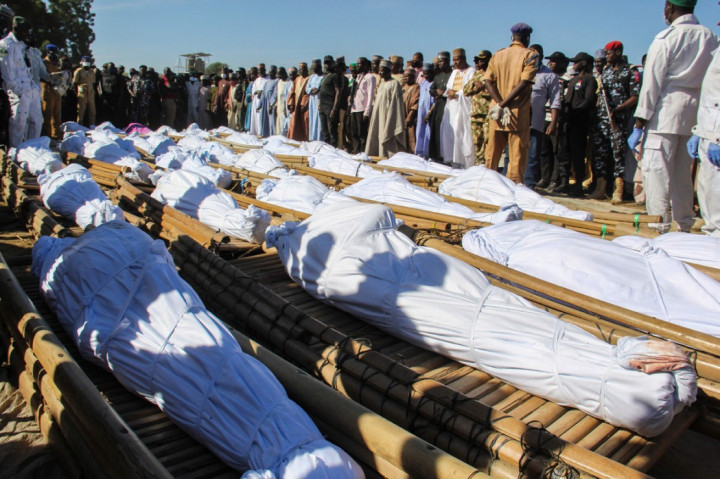 Kelompok militan Boko Haram membunuh sekitar 43 petani pekerja, dan melukai enam lainnya di sebuah perladangan di desa Koshobe, dekat Maiduguri, Nigeria, Sabtu, 28 November 2020.