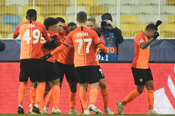 Tuan rumah akhirnya berhasil memecah kebuntuan pada menit ke-57. Operan Viktor Kovalenko menimbulkan kebingungan bagi Ferland Mendy dan Varane. Dentinho yang datang dari belakang langsung menyambar bola untuk memperdaya Courtois.