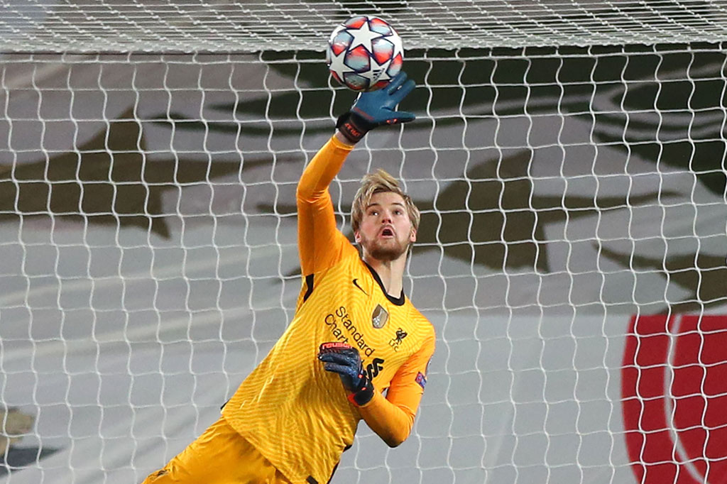 Kelleher kembali melakukan penyelamatan gemilang saat menepis sepakan jarak jauh Noussair Mazraoui. Liverpool benar-benar terkurung hingga setengah jam babak pertama.