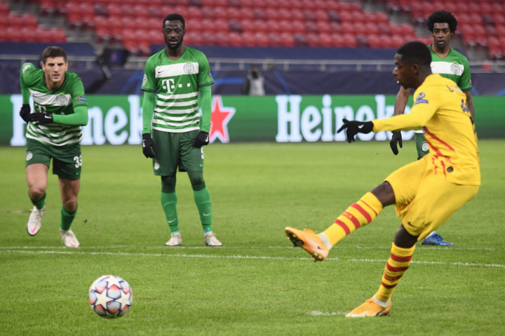 Lantas pada menit ke-26 Blaugrana mendapat hadiah penalti setelah Braithwaite dijatuhkan oleh Frimpong di dalam area terlarang. Bola dihadapi oleh Dembele yang dengan tenang mengecoh kiper Denes Dibusz untuk memperlebar jarak keunggulan Barcelona jadi 3-0. Skor tersebut bertahan hingga laga usai.