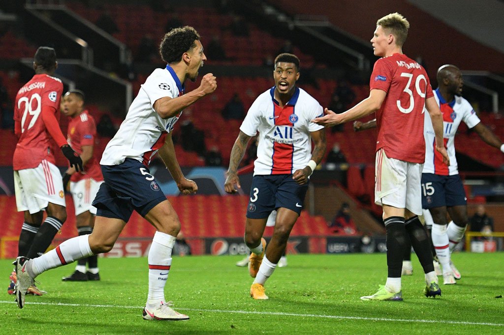 Marquinhos melakukan selebrasi usai membawa timnya unggul 2-1.