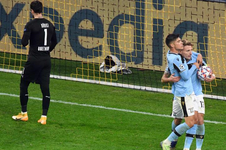 Adapun Lazio harus berebut tiket babak 16 besar dengan Club Brugge di matchday terakhir. Pertandingan keenam akan digelar pada pekan depan, 6 Desember 2020.