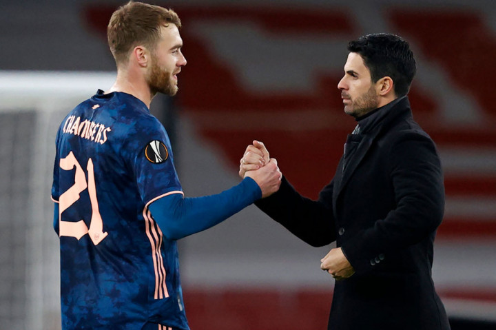 Hasil tersebut membuat Arsenal kukuh di puncak klasemen Grup B dengan 15 poin dari 5 laga, unggul 6 poin atas Molde di peringkat kedua. Sementara Rapid Wien di urutan ketiga dengan 6 poin. 