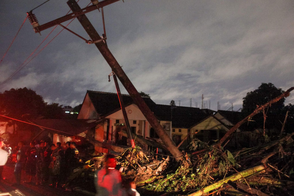 Banjir Bandang Terjang Kawasan Tanjung Selamat Deliserdang ...