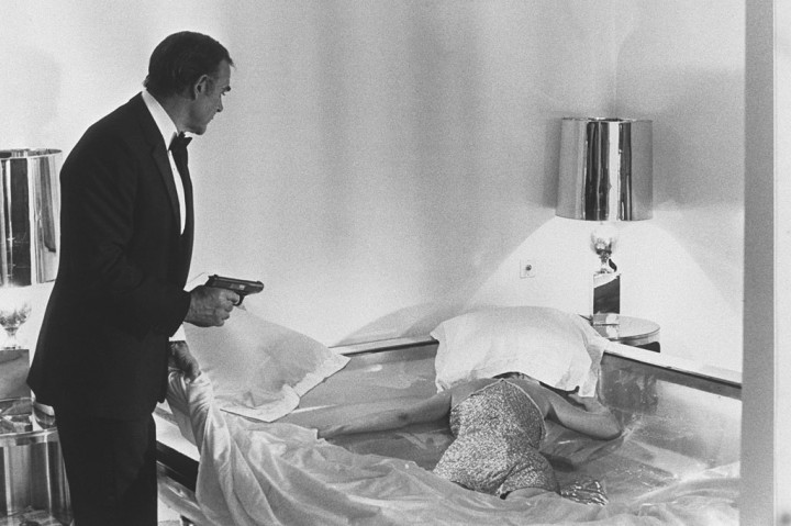 Rumah lelang sebelumnya memperkirakan bahwa senjata itu akan terjual antara USD150 ribu hingga USD200 ribu.