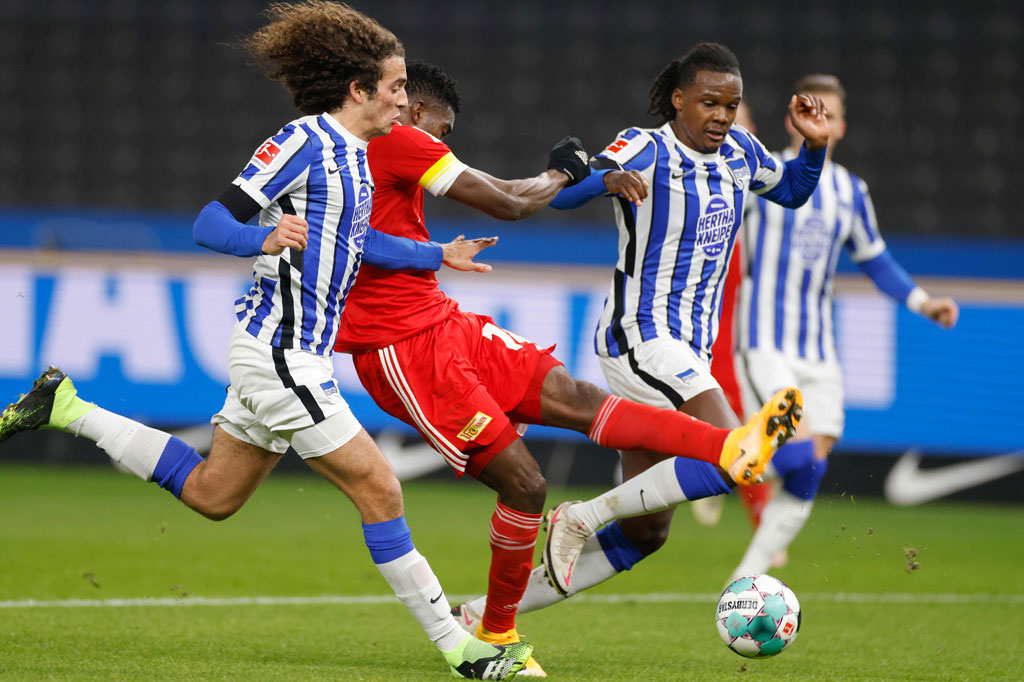 Union menggebrak sejak awal laga. Hasilnya dipetik pada menit ke-20 saat Marcus Ingvartsen mengumpan kepada Taiwo Awoniyi untuk diselesaikan melalui sepakan kaki kiri untuk memecah kebuntuan.