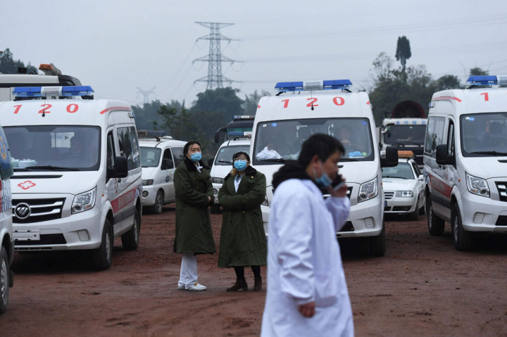 Hingga Sabtu, 5 Desember 2020 pagi, satu korban selamat dan 18 korban tewas telah ditemukan, kata CCTV, mengutip markas komando penyelamatan darurat setempat.