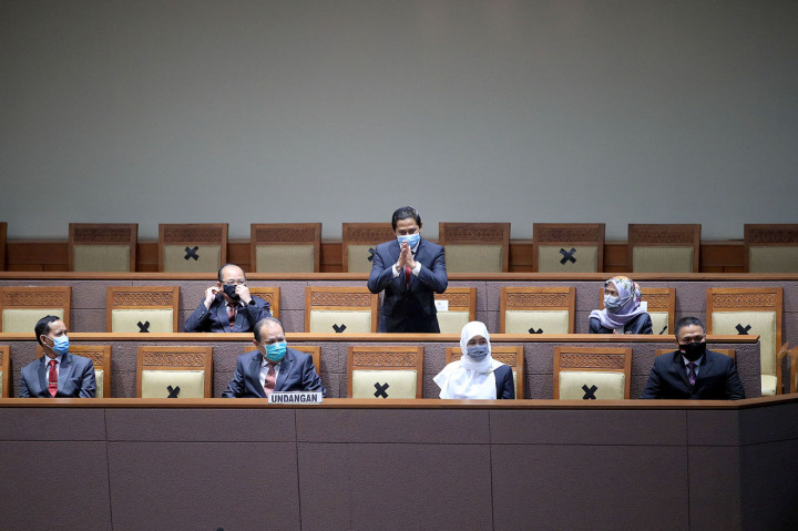 Tujuh anggota Komisi Yudisial 2020-2025 yang ditetapkan adalah Joko Sasmito mewakili unsur mantan hakim, M. Taufiq HZ mewakili unsur mantan hakim, Sukma Violetta mewakili unsur praktisi hukum, Bin Ziyad Khadafi mewakili unsur praktisi hukum, Amzulian Rifai mewakili unsur akademisi hukum, Mukti Fajar Nur Dewata mewakili unsur akademisi hukum, dan Siti Nurjanah mewakili unsur anggota masyarakat.