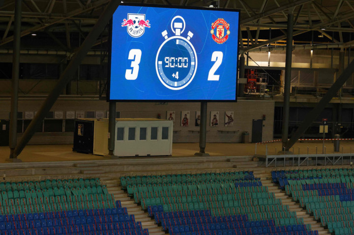 Pada sisa waktu pertandingan MU mengurung tuan rumah, namun serangan bergelombang Paul Pogba cs yang hanya butuh hasil imbang untuk melaju ke babak selanjutnya tidak membuahkan hasil.