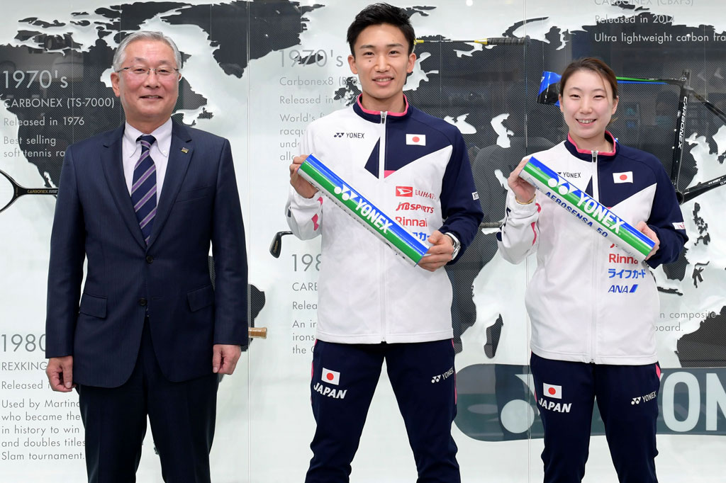 Pebulu tangkis nomor satu dunia itu akan ambil bagian dalam kejuaraan nasional All-Japan di Tokyo akhir Desember, sebelum tampil di Thailand Open awal Januari tahun depan.