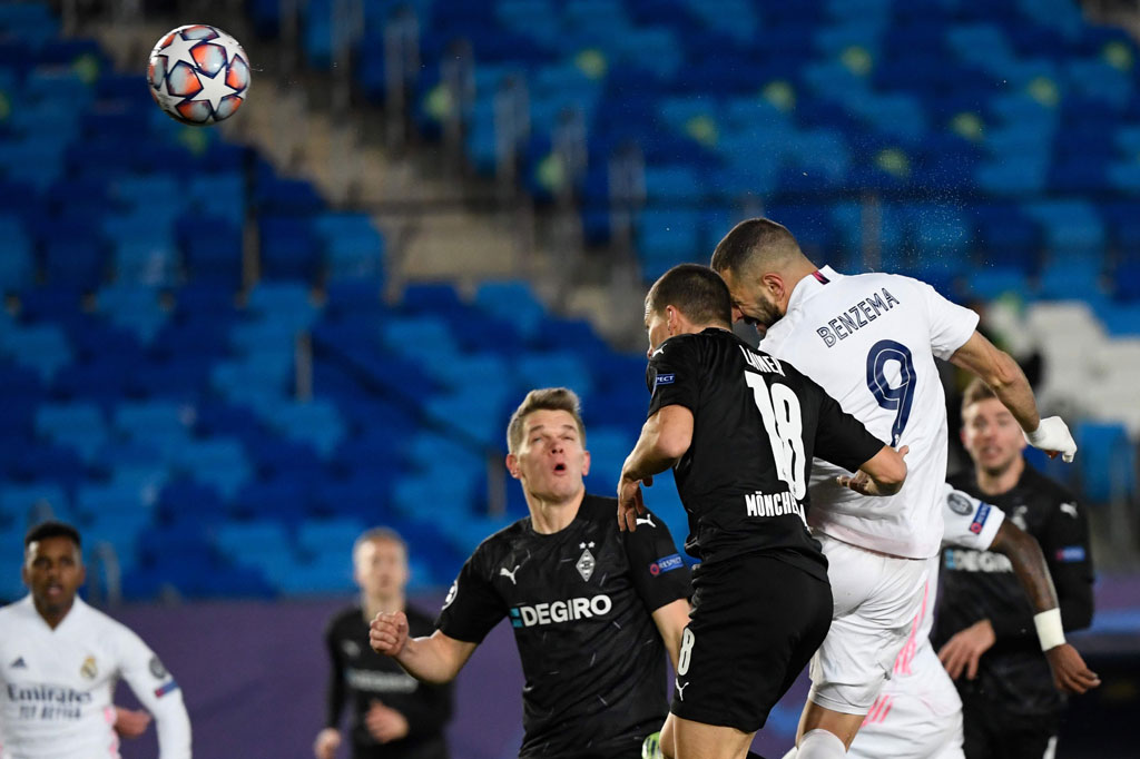 Tuan rumah membuka keunggulan saat pertandingan baru berusia sembilan menit. Gol diawali keberhasilan Casemiro merebut bola yang kemudian dikirimkan ke Lucas Vazquez. Ia selanjutnya mengirim umpan silang untuk disambut tandukan Karim Benzema membobol gawang Yann Sommer.