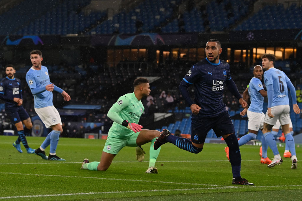 Harapan Marseille sempat timbul saat mereka mampu menjebol gawang tuan rumah pada menit ke-30. Sayang gol Dimitri Payet dianulir wasit karena terlebih dahulu offside. Tidak ada gol yang tercipta di babak pertama.