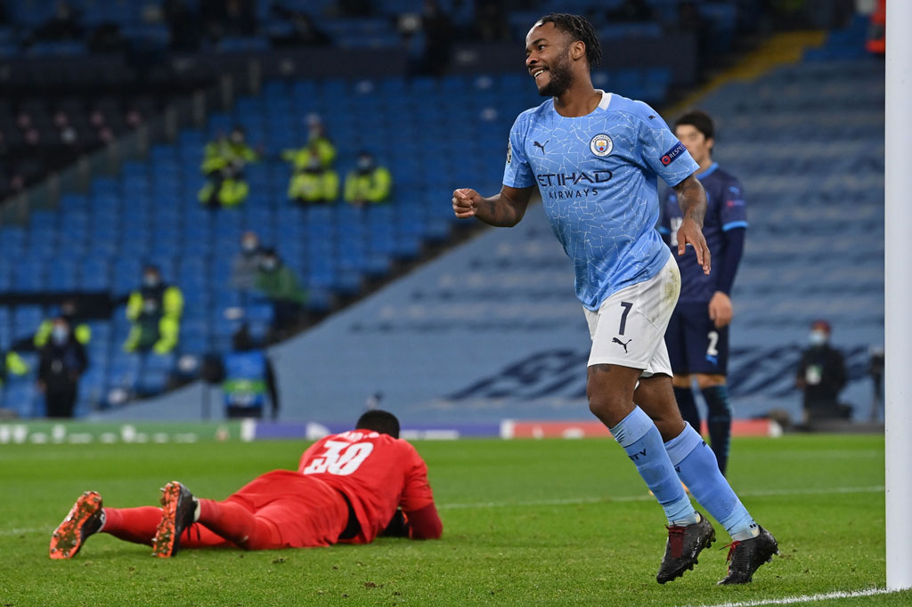 Kemenangan City dilengkapi oleh Raheem Sterling tepat di pengujung waktu normal saat ia berada di posisi yang tepat untuk menyontek bola muntah hasil penyelamatan Mandanda yang sempat membentur Alvaro Gonzalez.