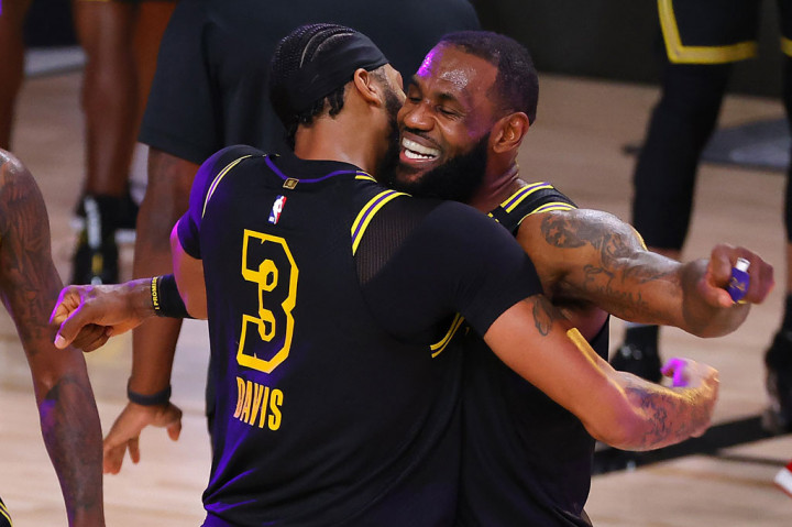 Time memuji James's More than a Vote, sebuah organisasi nirlaba yang tidak bertujuan untuk mendukung kandidat tetapi untuk mendorong warga kulit hitam dan orang lain untuk menggunakan hak mereka untuk memilih.