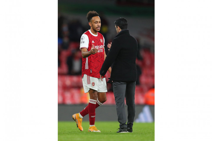 Arsenal saat ini masih belum beranjak dari peringkat 15. The Gunners masih mengoleksi 13 poin dari 12 laga. AFP Photo/Catherine Ivill