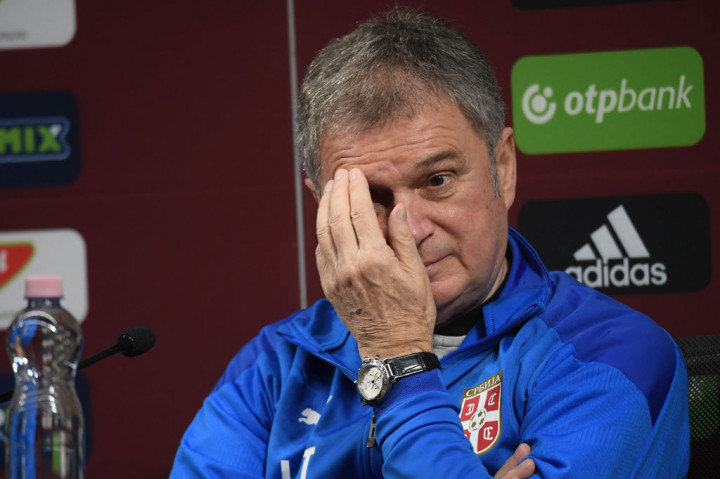 Serbia memutuskan kerjasama dengan pelatih kepala Ljubisa Tumbakovic setelah timnas negara tersebut gagal lolos ke putaran final Euro 2020. Hal itu diumumkan langsung oleh Asosiasi Sepak Bola Serbia (FSS) pada Senin, 14 Desember 2020 waktu setempat.