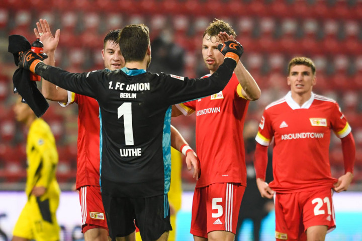 Kemenangan tersebut membawa Union mengakhiri rentetan nirkemenangan pada lima pertandingan dan mendongkrak posisi mereka satu strip ke posisi kelima dengan 21 poin. Sedangkan Dortmund tetap berada di posisi keempat dengan 22 poin, demikian catatan laman resmi Liga Jerman.