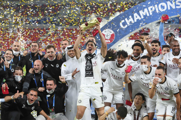 Sementara itu, dalam laga final Al-Sadd yang dilatih oleh mantan gelandang Barcelona dan timnas Spanyol Xavi Hernandez, mengalahkan Al-Arabi 2-1, untuk mengangkat Piala Amir ke-17 kalinya, berkat dua gol penyerang asal Aljazair, Baghdad Bounedjah.