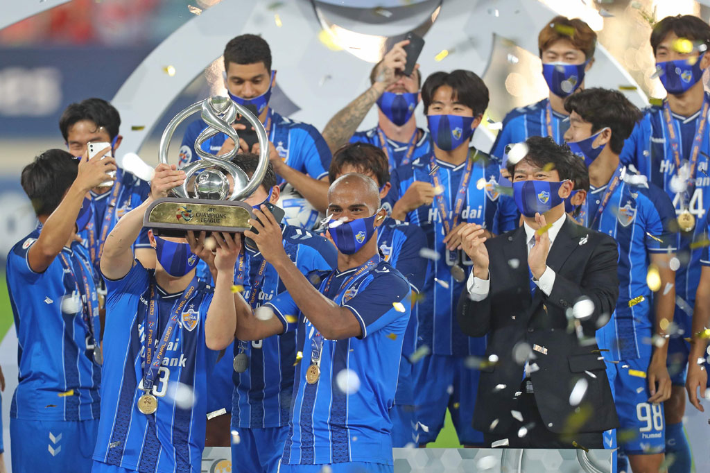 Klub Korea Selatan itu tampil menawan sepanjang tahun ini dengan tak pernah kalah dalam sembilan laga Liga Champions yang dilaluinya, sekaligus menyamai rentetan kemenangan beruntun mereka pada 2012 saat memenangi gelar untuk pertama kalinya.