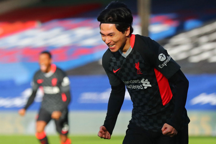 Minamino seolah menandai peringatan setahun persis ia menandatangani kontrak di Liverpool dengan mencetak gol debutnya di Liga Premier Inggris.