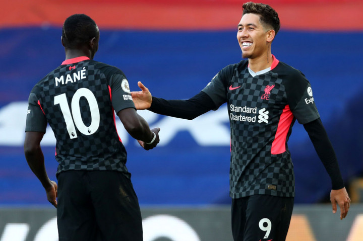 Serangan balik yang mematikan kembali diperlihatkan para pemain Liverpool. Roberto Firmino memperlebar keunggulan jadi 3-0 semenit jelang turun minum dengan memanfaatkan umpan silang terukur kiriman Andy Robertson.