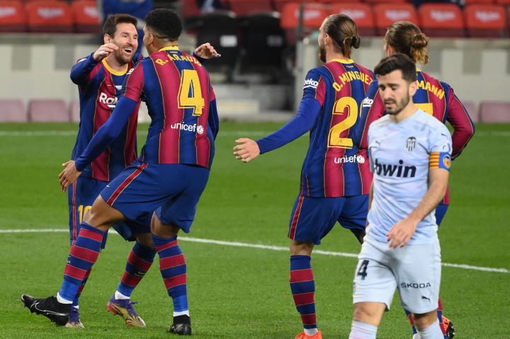 Liga Spanyol Barcelona Vs Valencia Berakhir Imbang 2 2