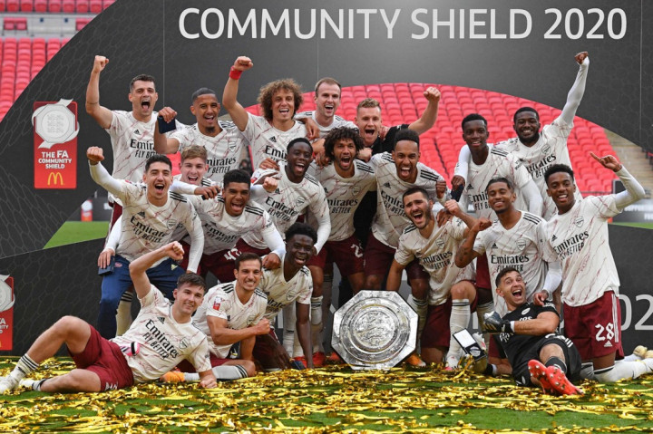 Arsenal menjadi juara Community Shield 2020 usai menang atas Liverpool lewat babak adu penalti. Bagi The Gunners, ini merupakan gelar ke-16 dalam sejarah klub.