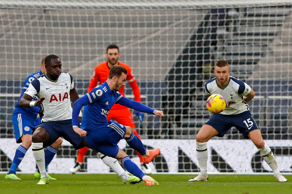 Tiga menit babak kedua berjalan The Foxes berhasil menjebol gawang tuan rumah lewat James Maddison. Namun, gol itu dianulir ketika wasit berkonsultasi dengan VAR dan menyatakan Maddison offside saat menerima umpan dari James Justin.