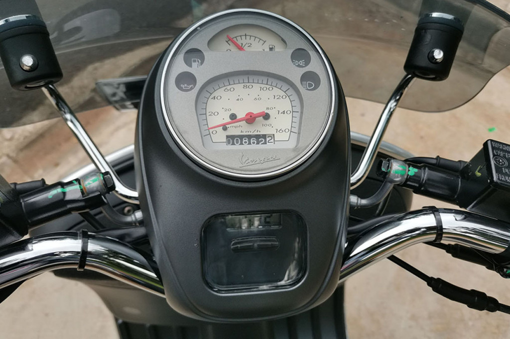 Gaya klasik Sei Giorni kemudian dibawa ke GTV 'Sei Giorni' II Edition melalui low headlight yang menduduki mudguard depan, setang dengan selongsong besi terbuka, klaster instrumen bulat berisikan speedometer, dan fairing atas berpoles perunggu menjadi yang menyelubungi instrumen.