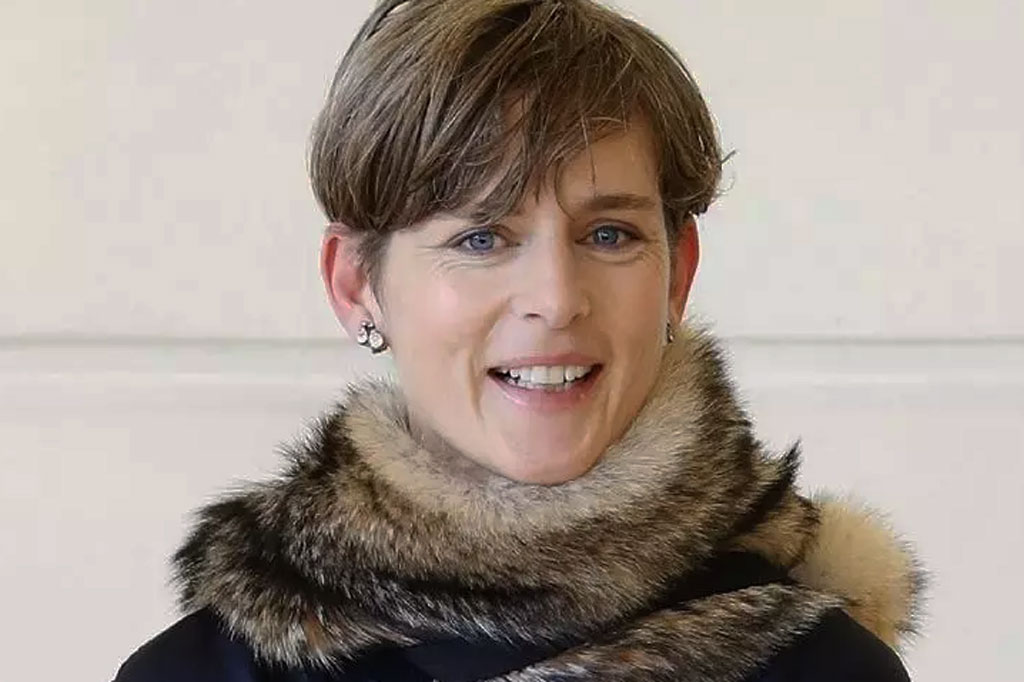 Salah satu model top Inggris Stella Tennant meninggal  dunia pada usia 50 tahun. 