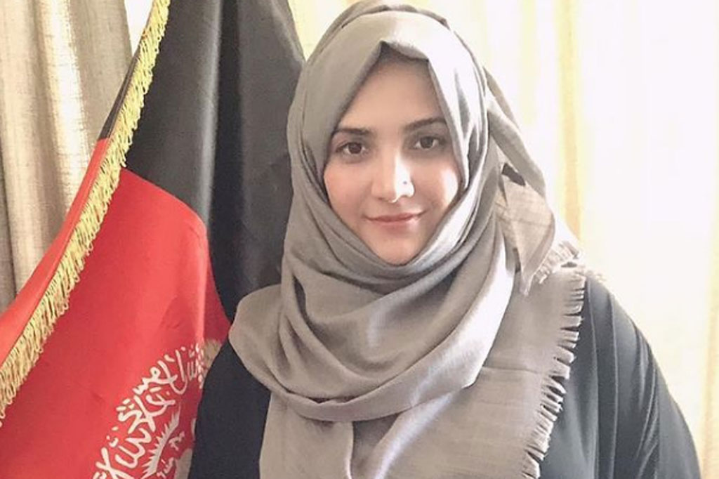 Pembunuhan mereka mengikuti pola serupa yang terlihat dalam beberapa pekan terakhir, di mana warga Afghanistan terkemuka tewas dalam pembunuhan yang ditargetkan di siang hari bolong, beberapa di antaranya di ibu kota.