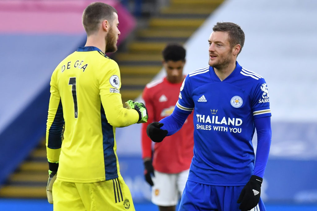 Hasil tersebut membuat Leicester City masih berada di peringkat kedua klasemen sementara Liga Inggris dengan 28 poin dari 14 pertandingan. Sementara MU berada di bawahnya dengan selisih satu poin.