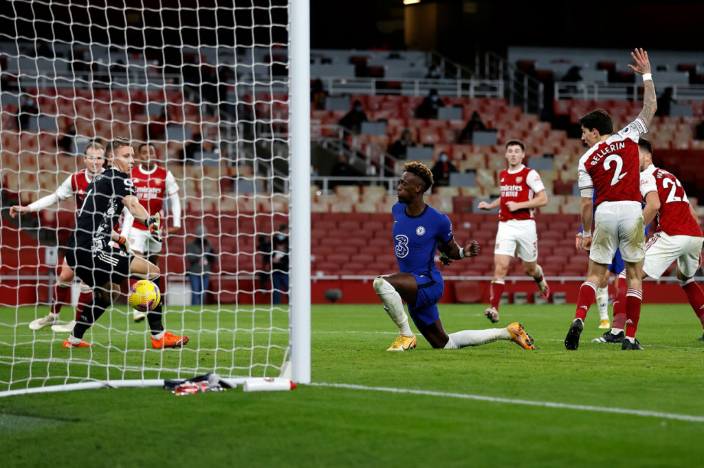Sementara, Chelsea baru bisa memperkecil kekalahan menjadi 1-3 jelang laga tuntas lewat Tammy Abraham. AFP Photo/Adrian Dennis