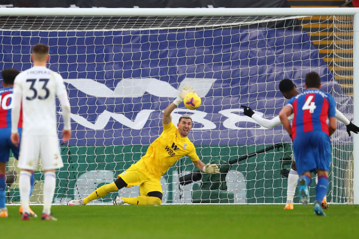 Leicester tampil menekan sejak awal laga dan punya peluang untuk membuka keunggulan saat memperoleh tendangan penalti pada menit ke-17. Sayang eksekusi penalti Kelechi Iheanacho dimentahkan kiper Vicente Guaita.