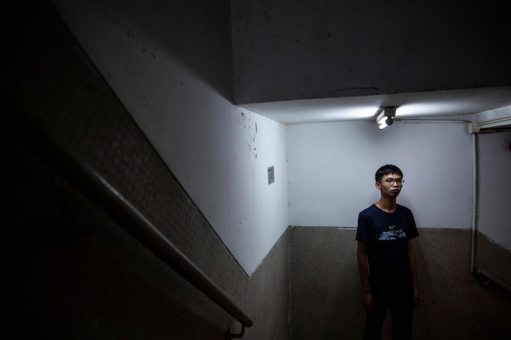 Saat menjalani hukumannya, Chung masih akan menunggu persidangan atas tuduhan 