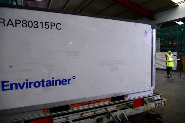 Menurut Retno, sejak awal pemerintah juga terus menjalin komunikasi untuk mengamankan suplai dari berbagai sumber lain.