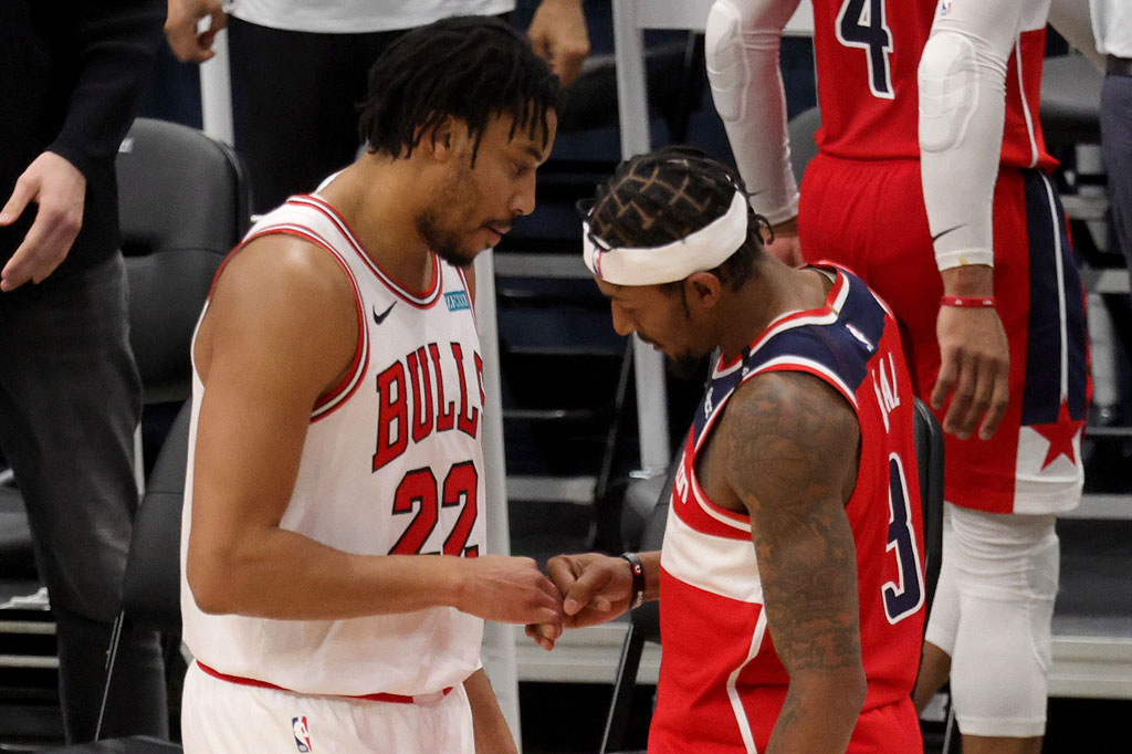 Chicago Bulls memenangi laga penghujung tahun liga bola basket Amerika atau NBA, Jumat, 1 Januari 2021 WIB. Bertandang ke Washington, Bulls menang atas tuan rumah Washington Wizards dengan skor 133 - 130.