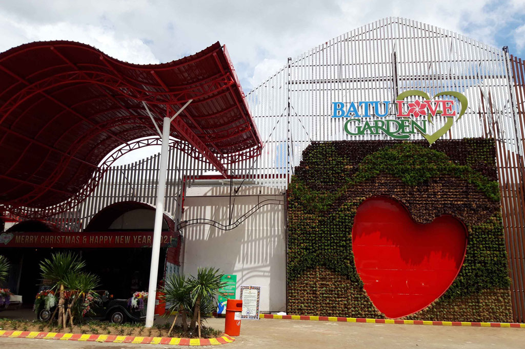 Manager Marketing & Public Relations Jatim Park Group, Titik S. Ariyanto menyatakan Jawa Timur Park Group menambah wahana wisata baru yaitu Batu Love Garden.