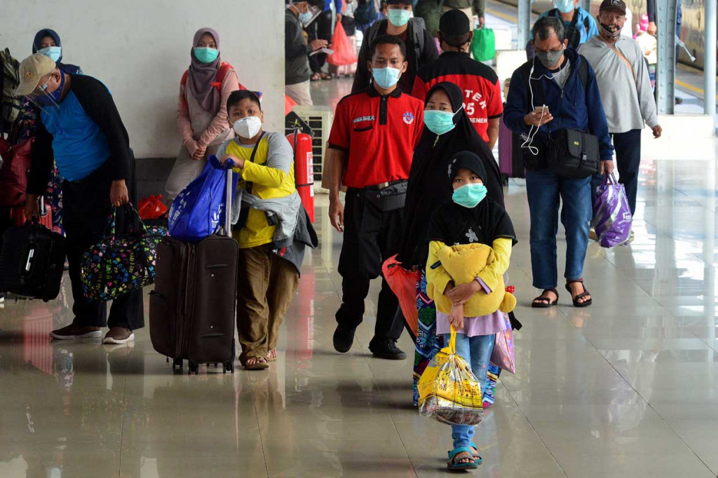 Jumlah tersebut meningkat dari penjualan kereta di hari Sabtu, 2 Januari 2020, sebanyak 32.729 tiket, atau naik 21 persen. 