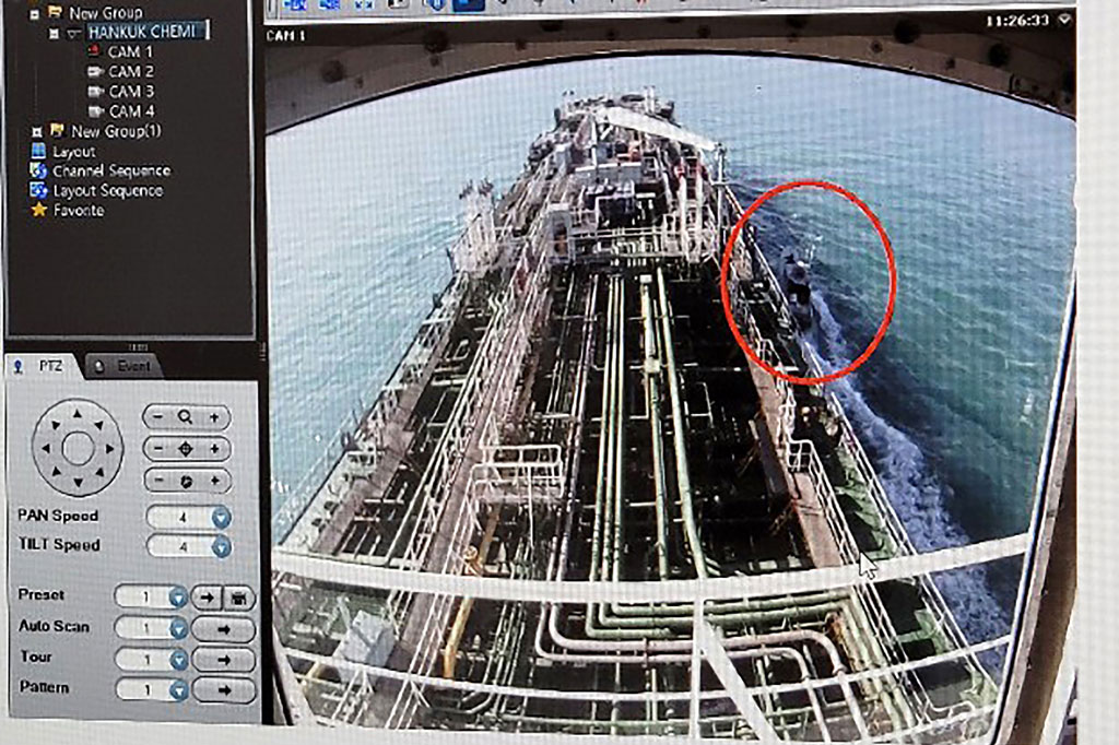 Kementerian Luar Negeri Korsel mengatakan telah mengonfirmasi keselamatan awak dan sekarang menuntut agar kapal itu dibebaskan. Kementerian Pertahanan juga telah mengirim unit anti-pembajakan Cheonghae ke perairan dekat Selat Hormuz.