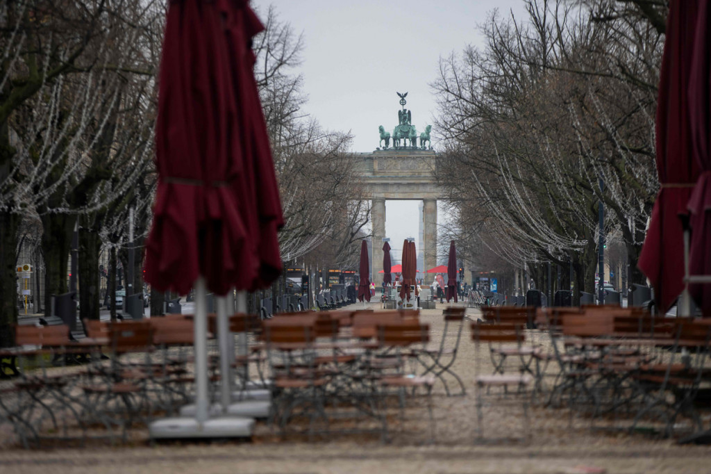 Pemerintah Jerman juga memutuskan untuk melakukan lockdown lagi mulai Desember 2020 hingga Januari 2021. Hal ini dilakukan dengan pertimbangan adanya lonjakan kasus yang terjadi akhir-akhir ini. AFP Photo/Odd Andersen
