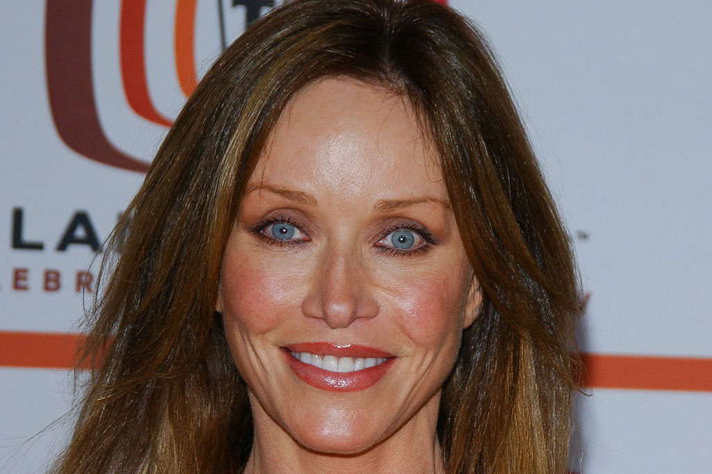 Mantan gadis Bond dan bintang 'That '70s Show', Tanya Roberts meninggal dunia di sebuah rumah sakit Los Angeles, pada Selasa, 5 Januari 2021 waktu setempat. Sehari sebelumnya, beredar kabar simpang siur terkait kondisinya.