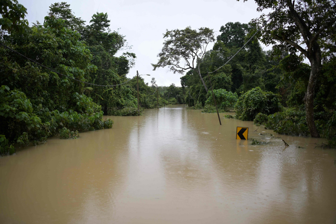 Banjir di Malaysia Kian Parah, 6 Negara Bagian Terdampak  Medcom.id