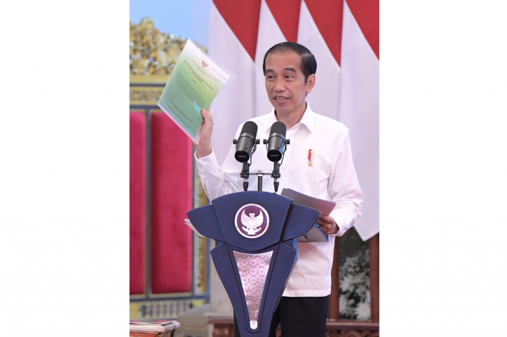 Penyerahan SK yang merupakan bagian dari kebijakan redistribusi aset dan reforma agraria tersebut bertujuan untuk mengurangi ketimpangan ekonomi dan menjadi salah satu jawaban bagi banyaknya sengketa agraria.