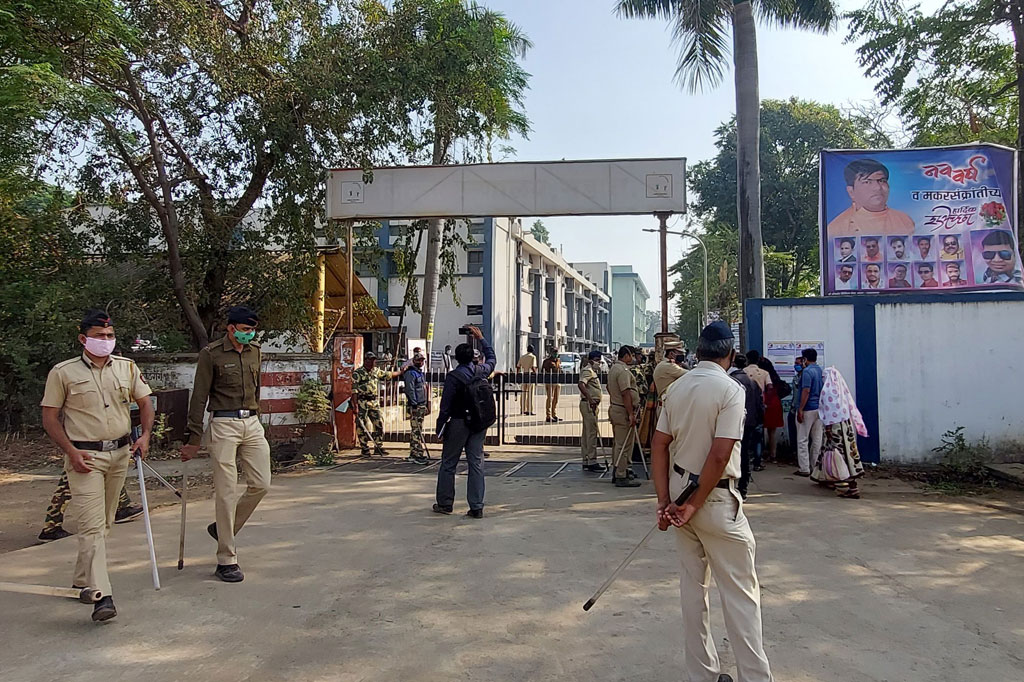 Sedikitnya sepuluh bayi meninggal setelah kebakaran melanda sebuah rumah sakit besar di negara bagian Maharashtra, India, Sabtu, 9 Januari 2021 pagi waktu setempat.